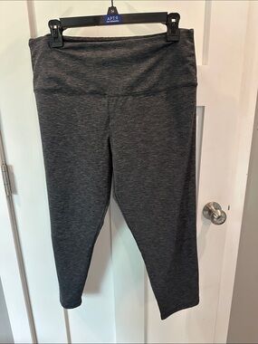 Women's High-Waist Heather Gray Leggings